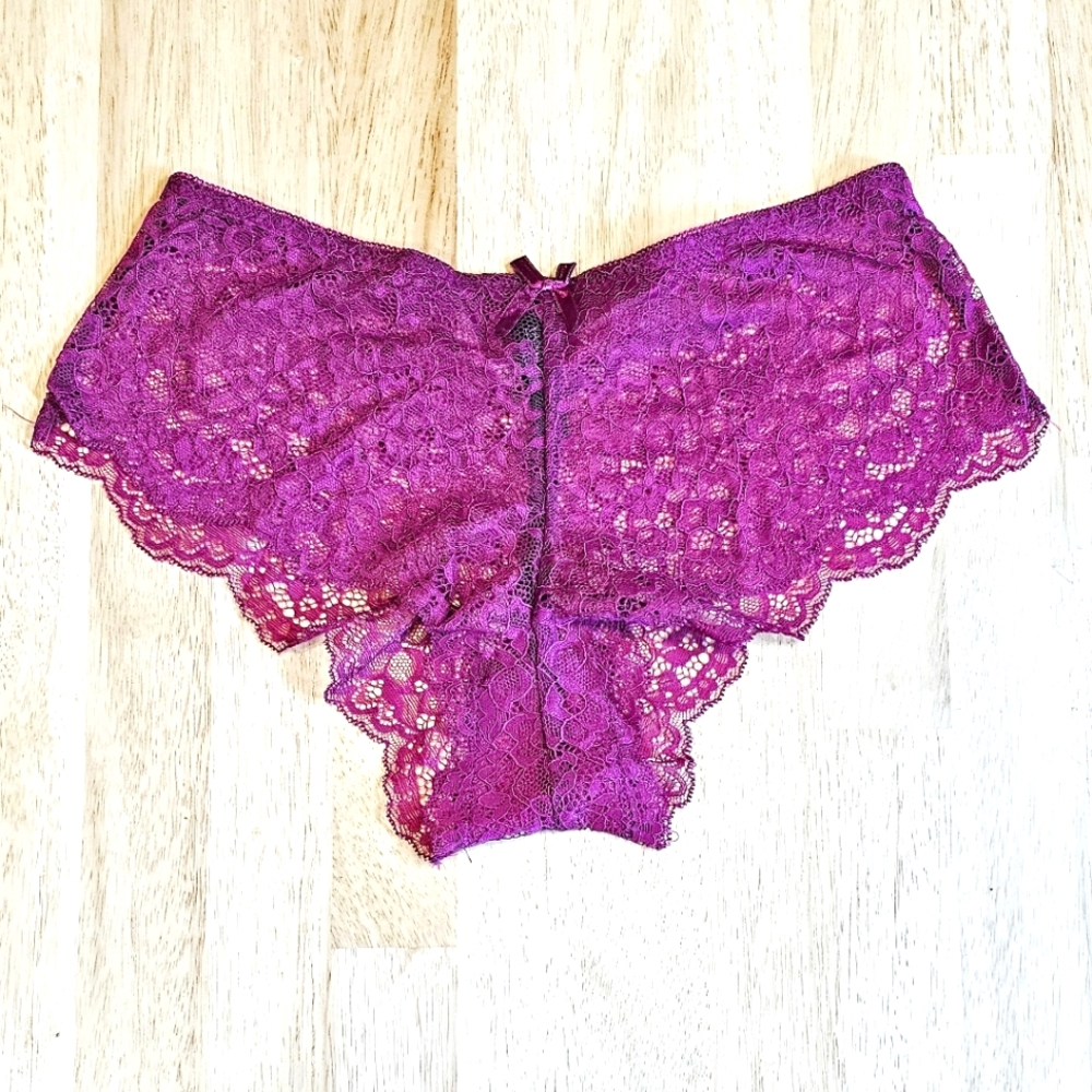 3 for $15 New✨️Burgandy Lace Panty